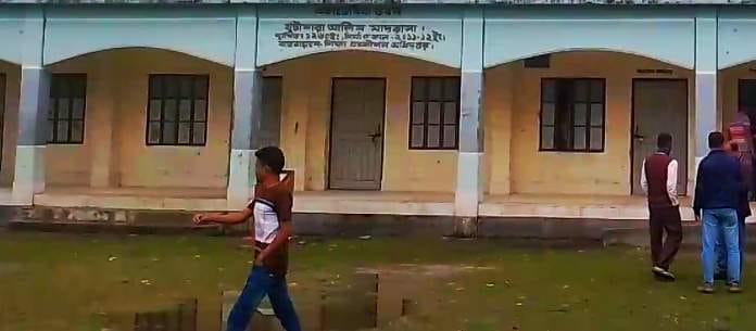 নীলফামারীর খুটামারা আলিম মাদ্রাসায় সংবাদকর্মীদের উপর হামলা