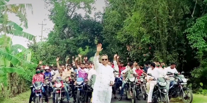 বারহাট্টায় জনতার ডাকে চেয়ারম্যান মাইনুল হক কাসেম গণসংযোগ