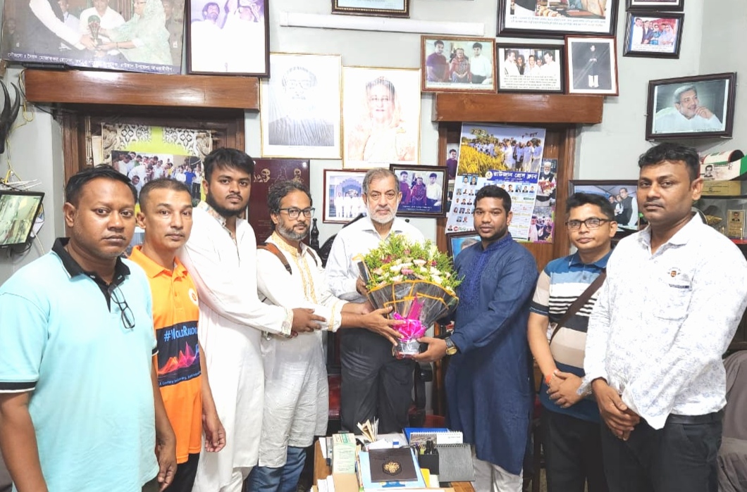 সঠিক লেখনির মাধ্যমে রাউজান সহ দেশের সুনাম বৃদ্ধিতে সাংবাদিকদের ভূমিকা রাখতে হবে-ফজলে করিম চৌধুরী