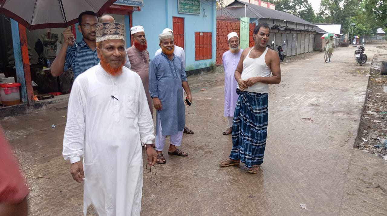 ভূরুঙ্গামারীতে বাড়ি বাড়ি গিয়ে হিন্দু সম্প্রদায়ের লোকদের সাথে জামায়াতের মতবিনিময়