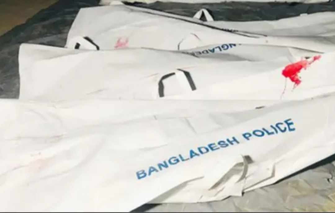 গাজীপুরে সড়ক দূর্ঘটনায় নিহত ৫ জনের মধ্যে ৩ জনই নরসিংদীর