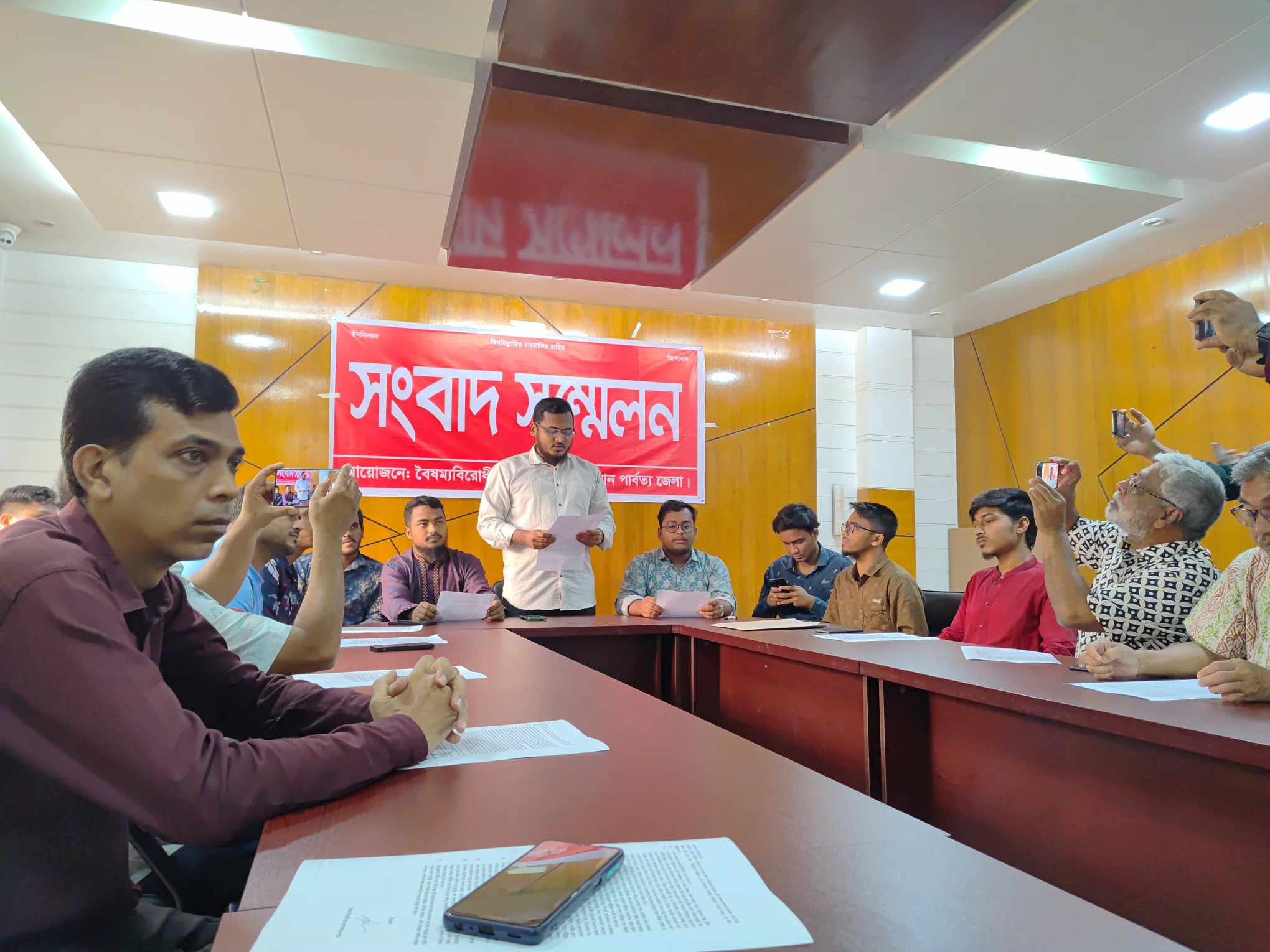 ছাত্র নেতাদের কঠোর আন্দোলনের হুশিয়ারি