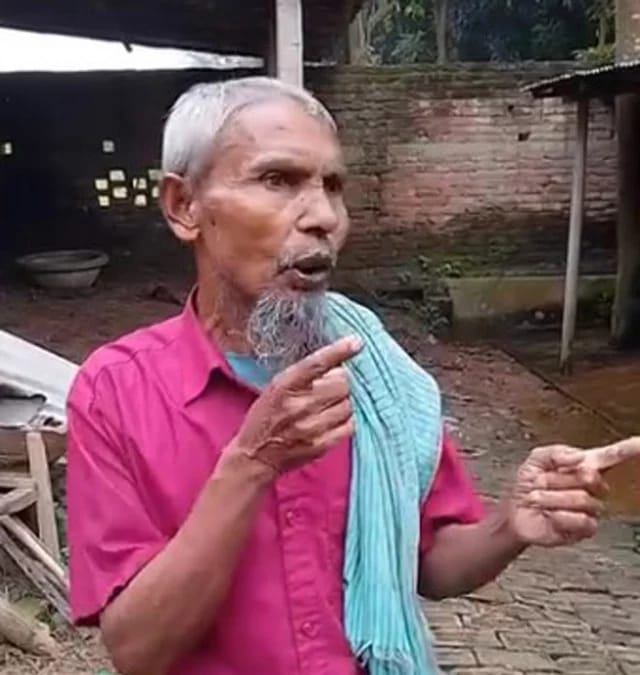 অস্ত্রের মুখে আ.লীগ নেতার খামারের ৭টি গরু নিয়ে গেল দুর্বৃত্তরা